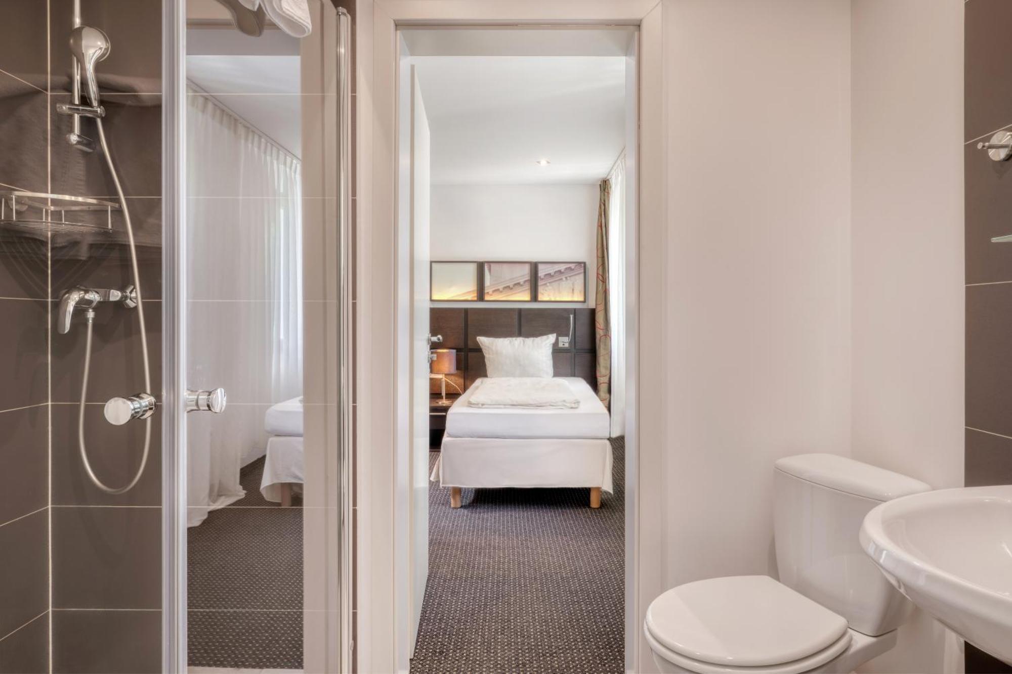Waldhotel Hotel 3*